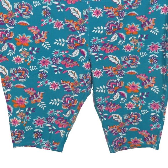 Sport Savvy Floral Soft Stretchy Pull On Capri Pants Plus 5X  Petite NIP/NWOT - Picture 8 of 12